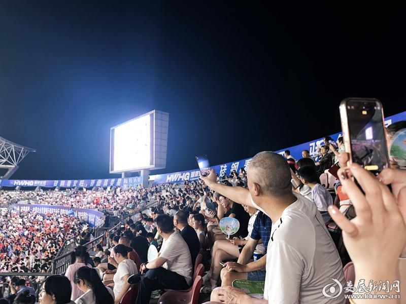 “娄超”踢火民生消费：400万客流带热烟火气 福利惠民乐万家