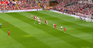 炸裂索博斯洛伊远距离任意球世界波！皮球直挂死角打门柱入网