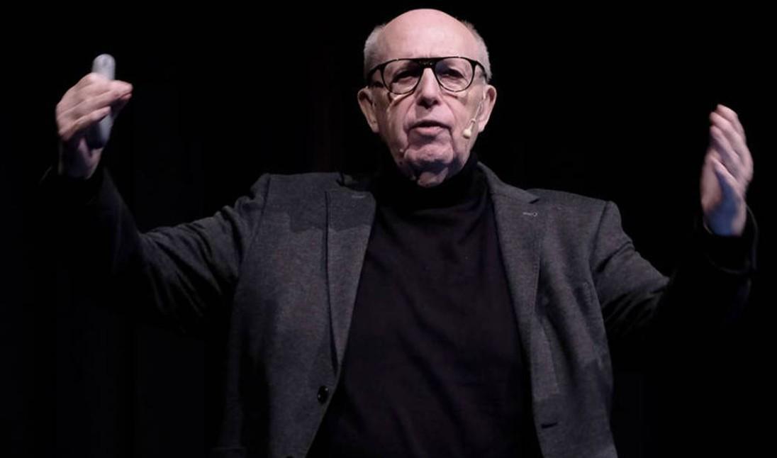 前药厂高层：若在两场比赛后就决定换掉教练，一定有充分理由